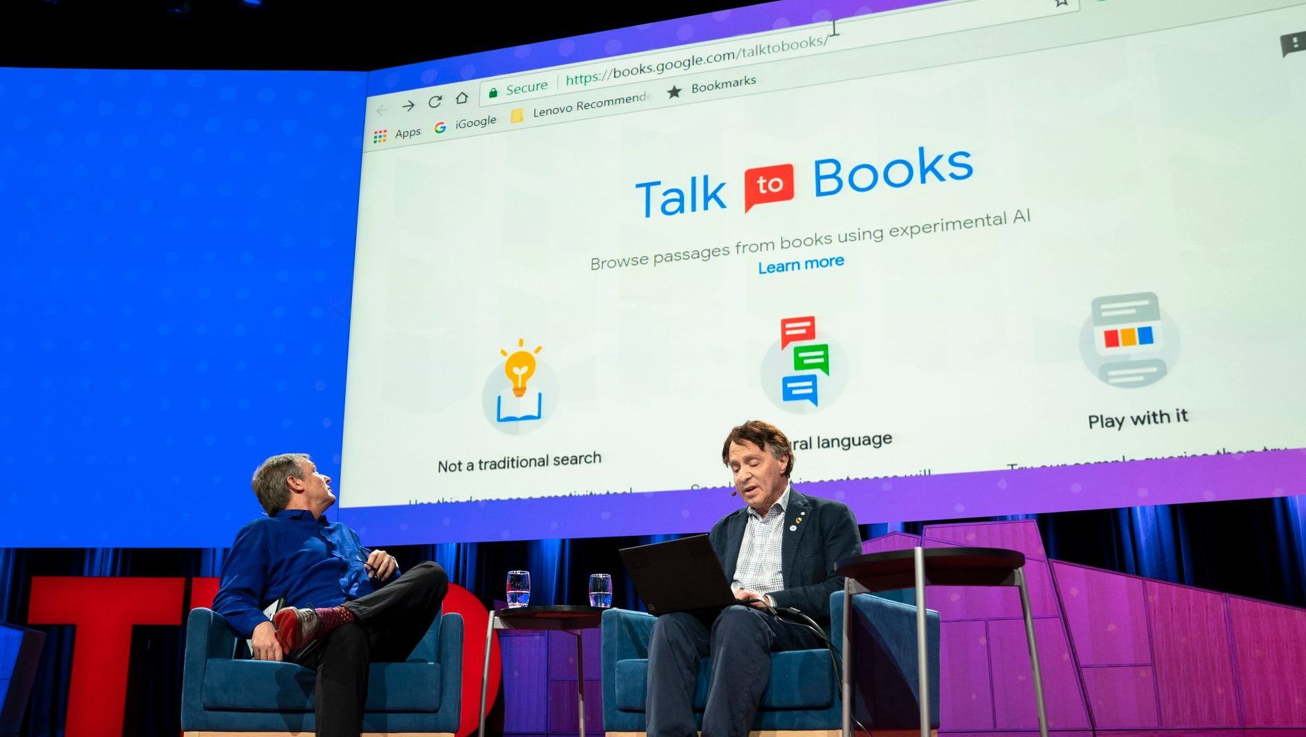 Google Kembangkan AI yang Bisa Bikin Lo Ngobrol Sama Buku